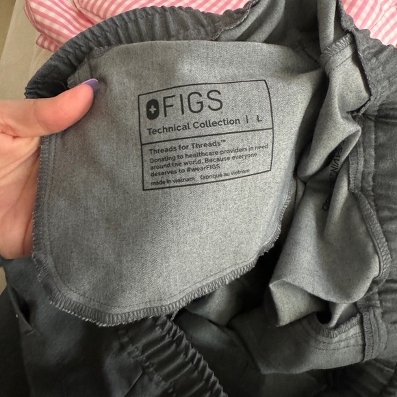 FIGS Scrubs Tansen Joggers Scrub Pants graphite cuff slim fit regular pockets - Picture 3 of 7